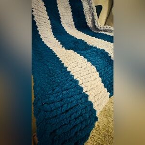 Chunky blanket for sale